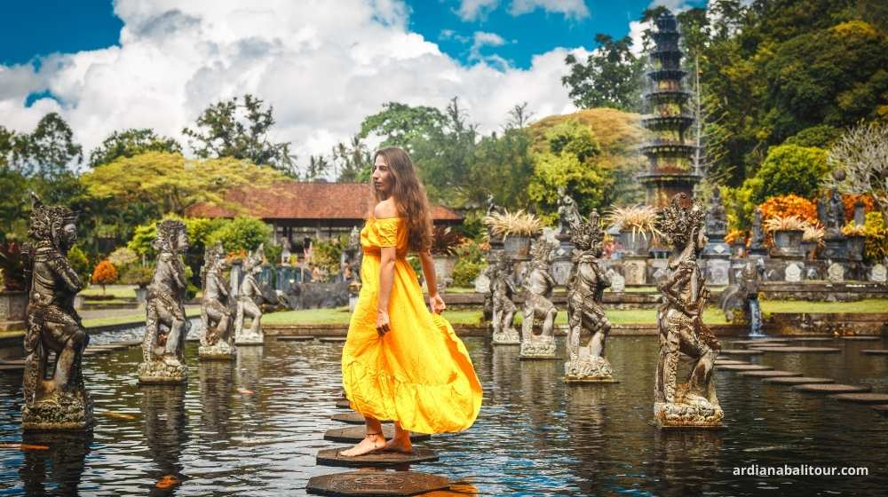 trusted bali private driver to tirta gangga water palace